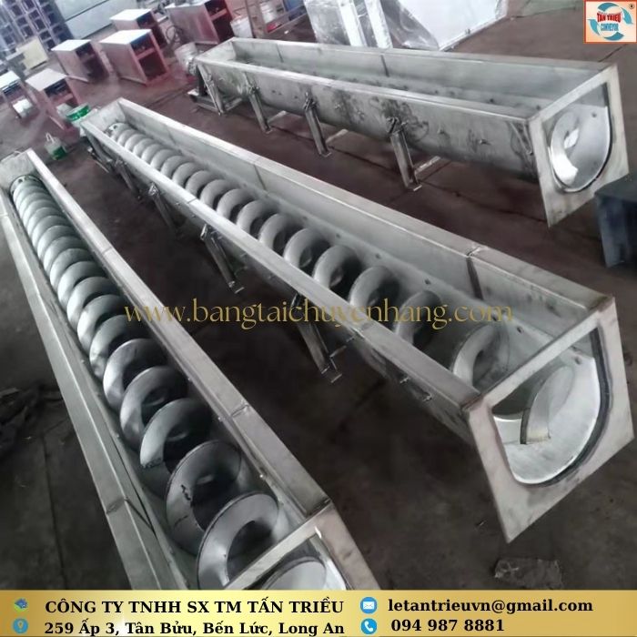 Trục Vít Tải Xoắn